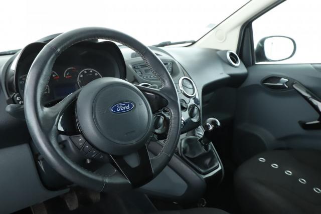 Ford Ka image 1