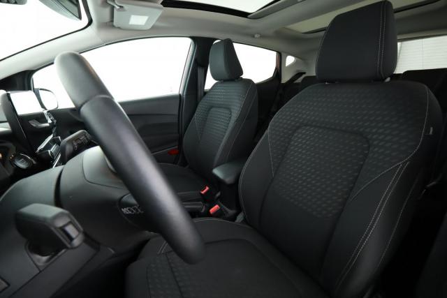 Ford Fiesta image 2