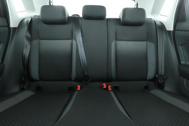 Volkswagen Polo image 8