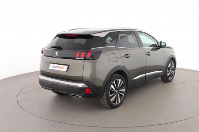 Peugeot 3008 image 2