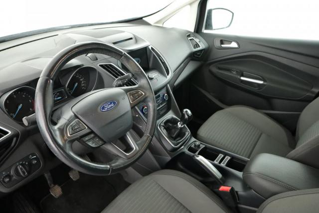 Ford C-Max image 8
