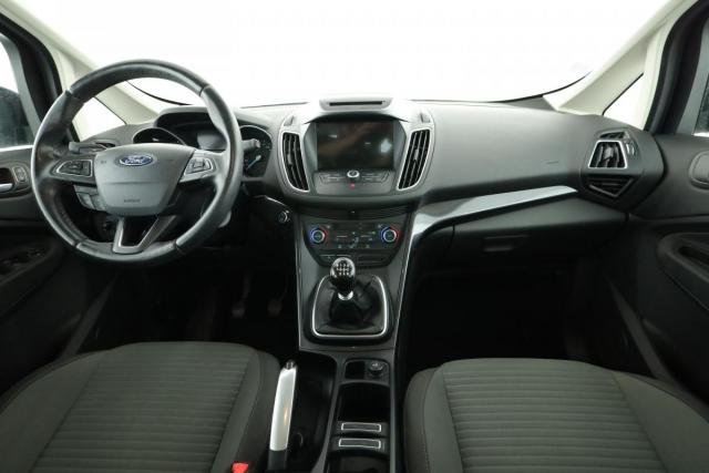 Ford C-Max image 7