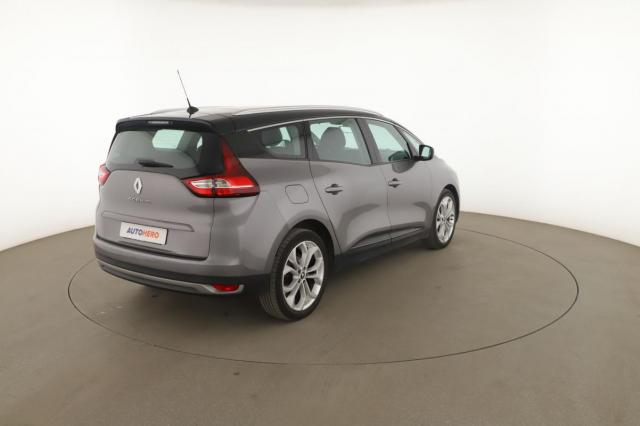 Renault Grand Scénic image 1