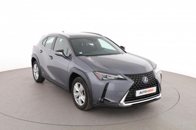 Lexus Ux image 7