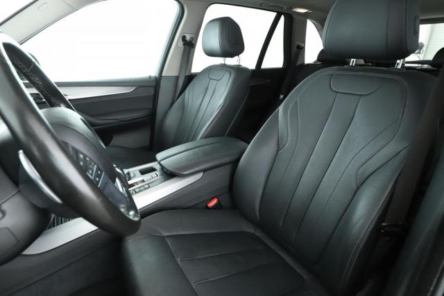 Bmw X5 image 1