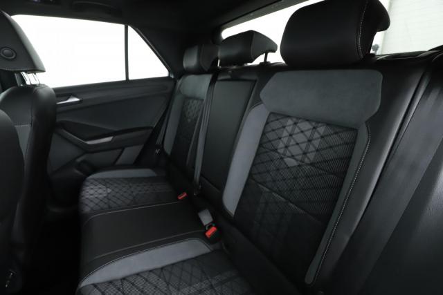 Volkswagen T-Roc image 4