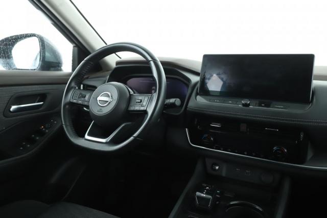 Nissan X-Trail image 8
