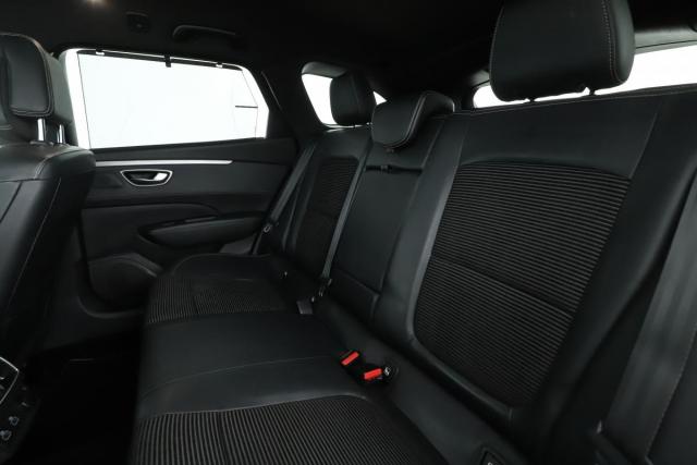 Renault Talisman Estate image 5