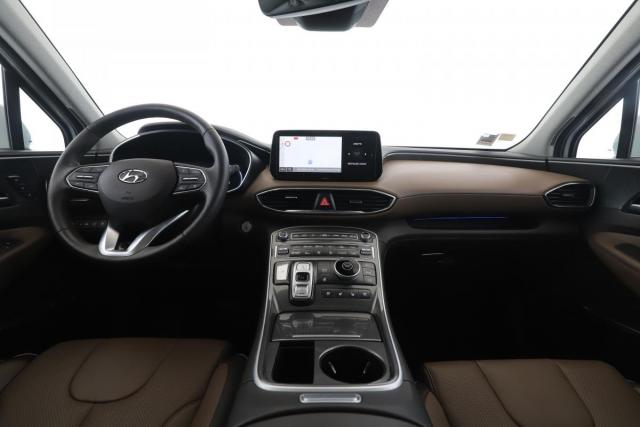 Hyundai Santa Fe image 4