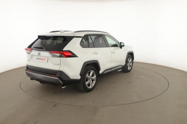 Toyota Rav4 image 3