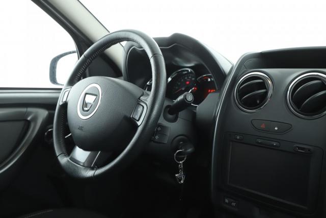 Dacia Duster image 4