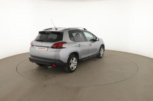 Peugeot 2008 image 1