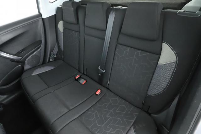 Peugeot 2008 image 2