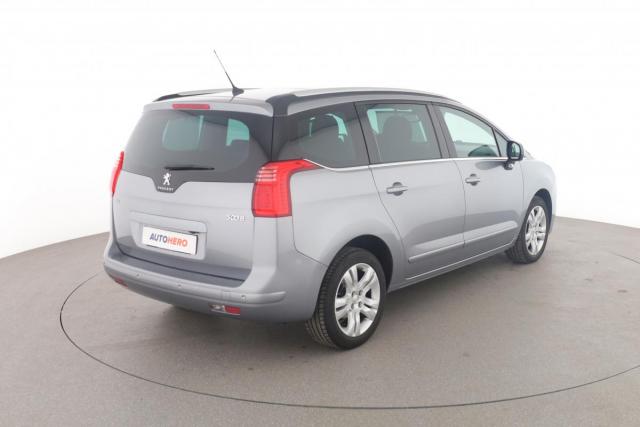 Peugeot 5008 image 6