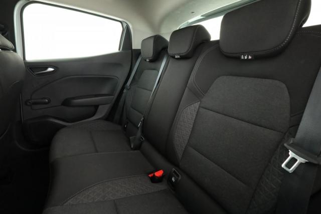 Renault Clio image 9