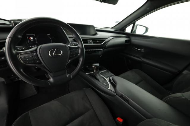Lexus Ux image 8