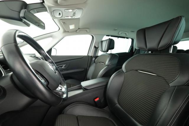 Renault Grand Scénic image 1