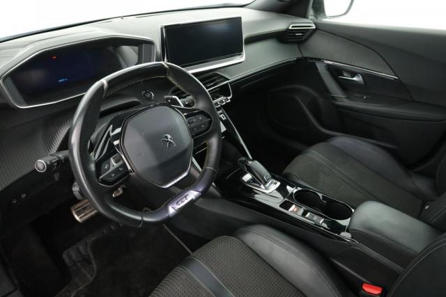 Peugeot 2008 image 6