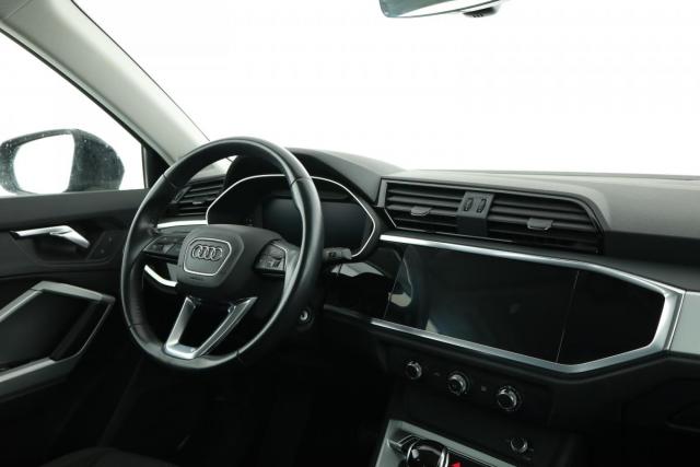 Audi Q3 image 8