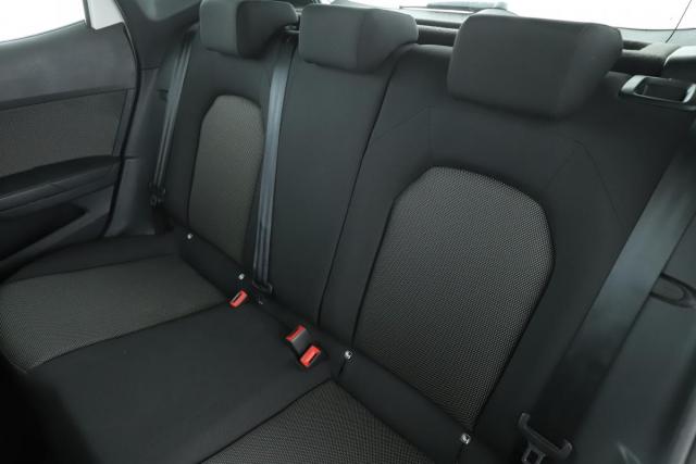 Seat Arona image 2
