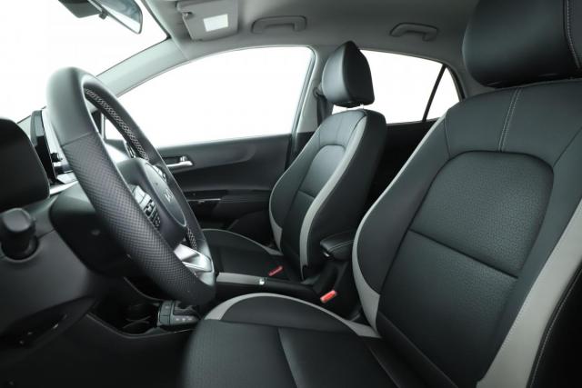 Kia Picanto image 7