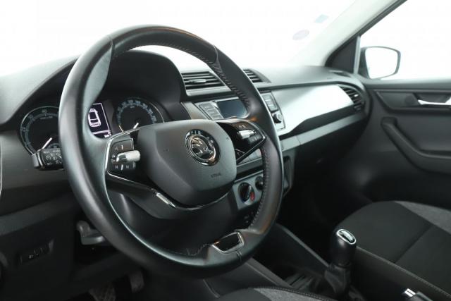 Skoda Fabia image 2