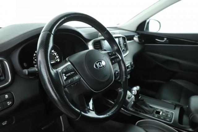 Kia Sorento image 3