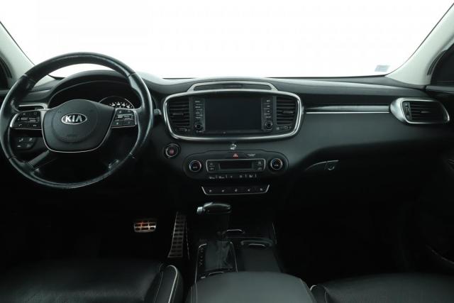 Kia Sorento image 6