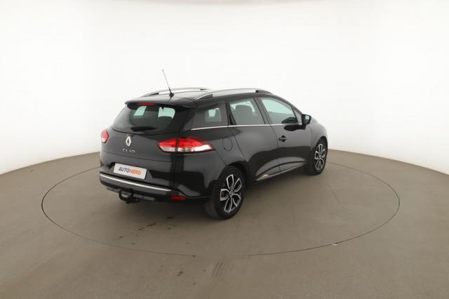 Renault Clio Estate image 2