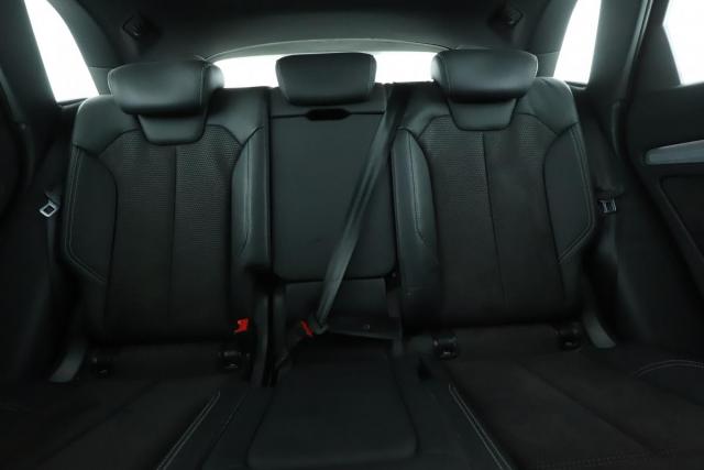 Audi Q5 image 8