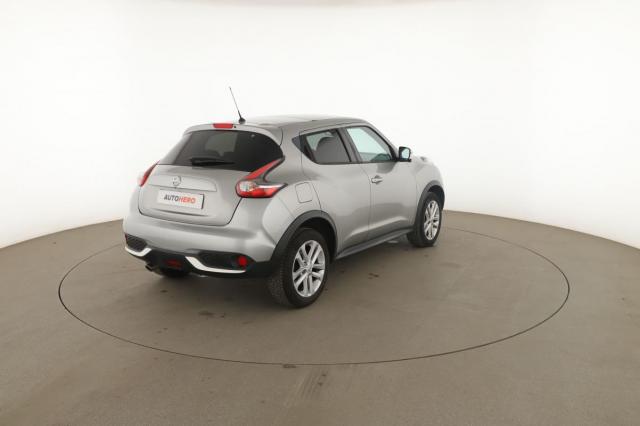 Nissan Juke image 9