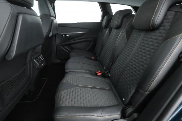 Peugeot 5008 image 9