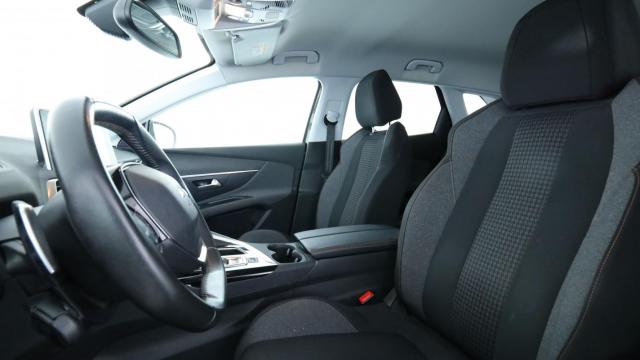 Peugeot 3008 image 4