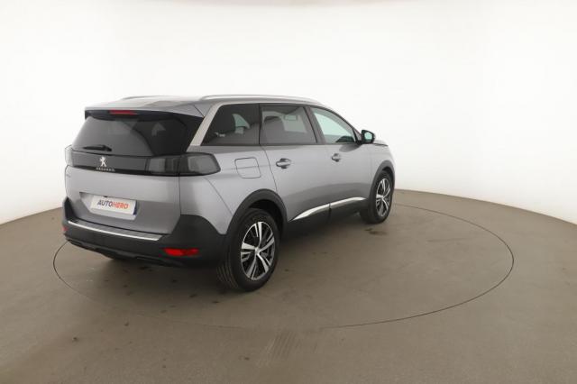 Peugeot 5008 image 6