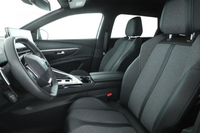 Peugeot 5008 image 2