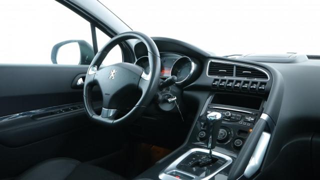 Peugeot 3008 image 6