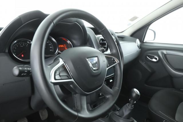 Dacia Duster image 9