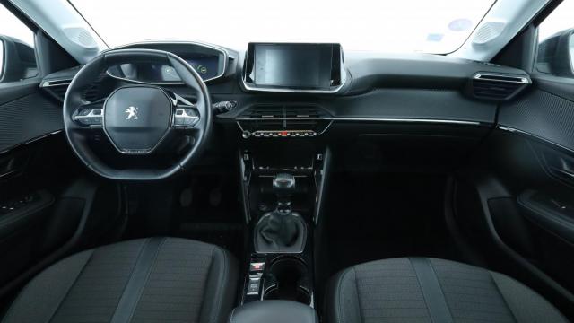Peugeot 208 image 3