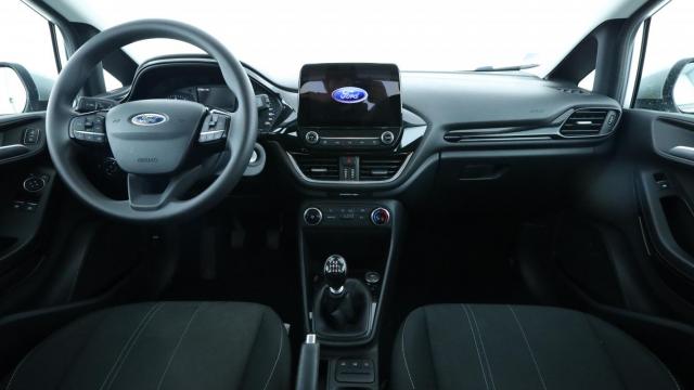 Ford Fiesta image 5