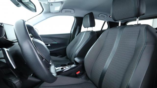 Peugeot 2008 image 4