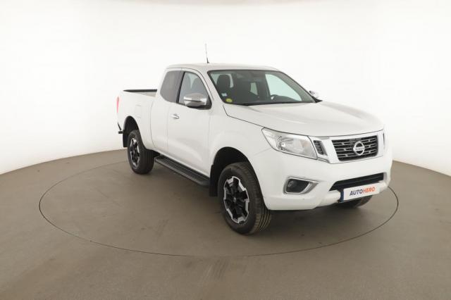 Nissan Navara image 8