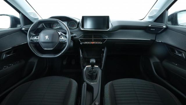 Peugeot 208 image 5
