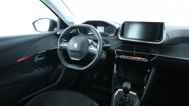 Peugeot 208 image 1