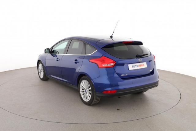 Ford Focus image 8