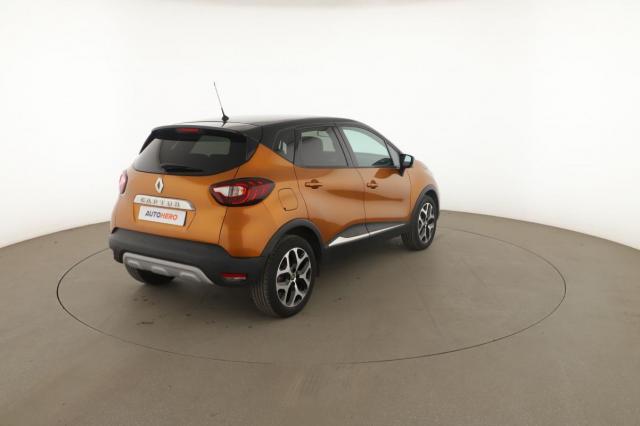 Renault Captur image 6