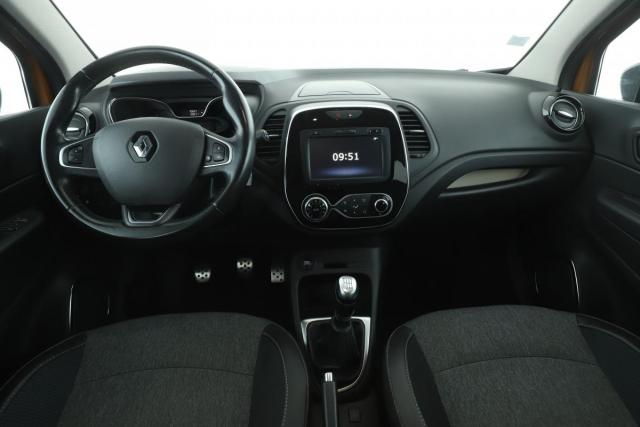Renault Captur image 9
