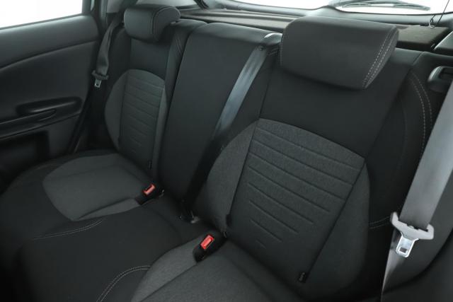 Alfa Romeo Giulietta image 9