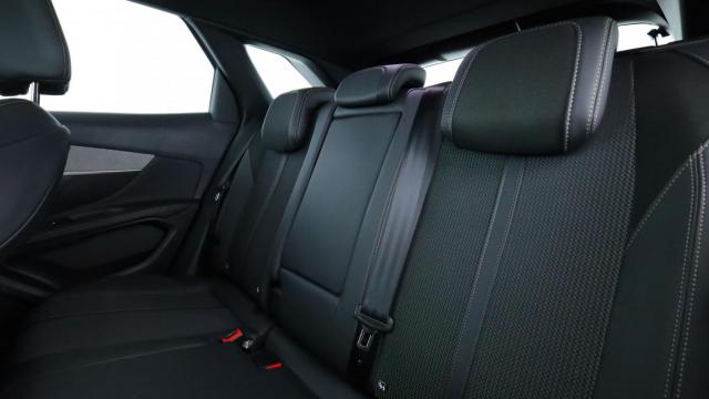 Peugeot 3008 image 4