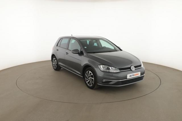 Volkswagen Golf image 6