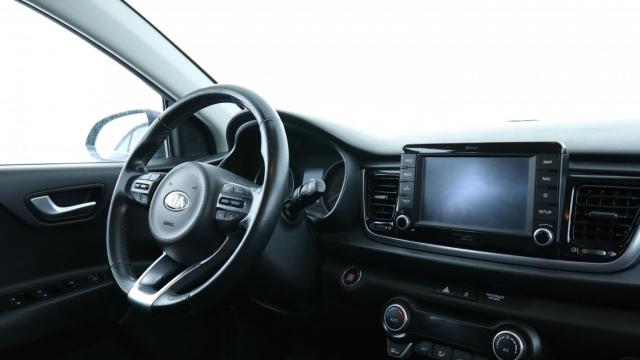 Kia Rio image 3